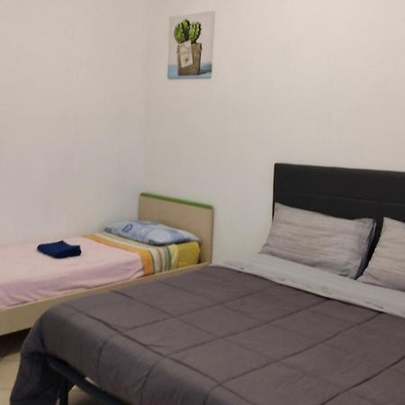 Lorenzo B&B House Battipaglia Bagian luar foto